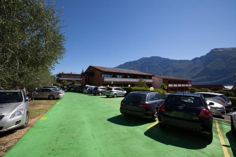 Residence San Luigi Limone sul Garda Exterior photo